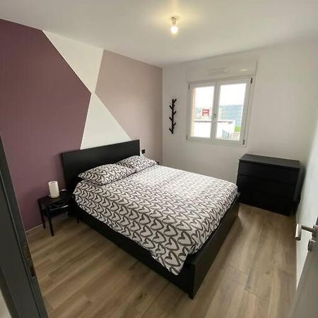 Appartement Climatise Charmes  Екстер'єр фото