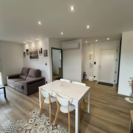 Appartement Climatise Charmes  Екстер'єр фото